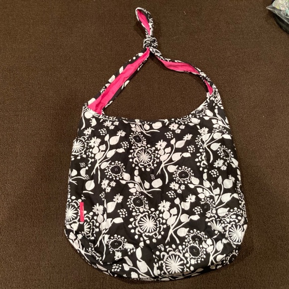 Thirty-One Inside Out Bag-Black Floral Brushstroke - Picture 2 of 6